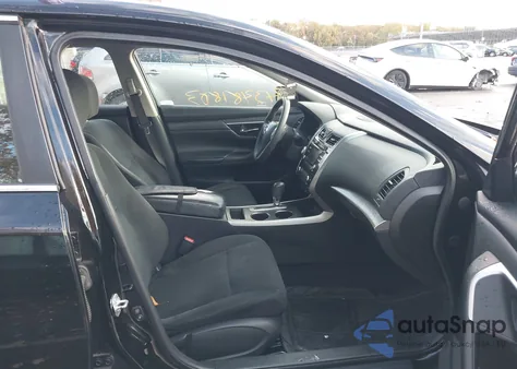 2015 Nissan Altima 2.5 S из США, поврежденный, VIN 1N4AL3APXFC459235